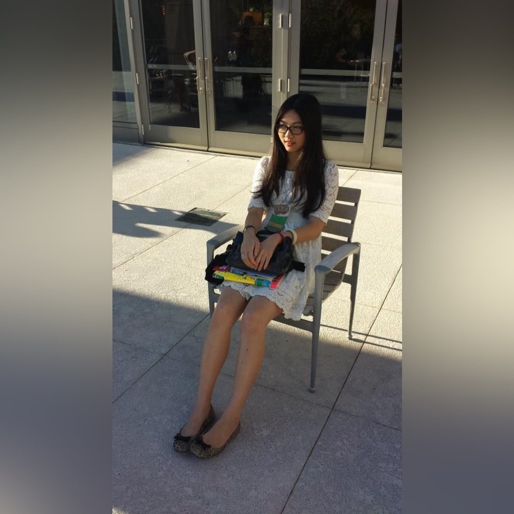 Elegant White Lace Dress with Crochet Details size M